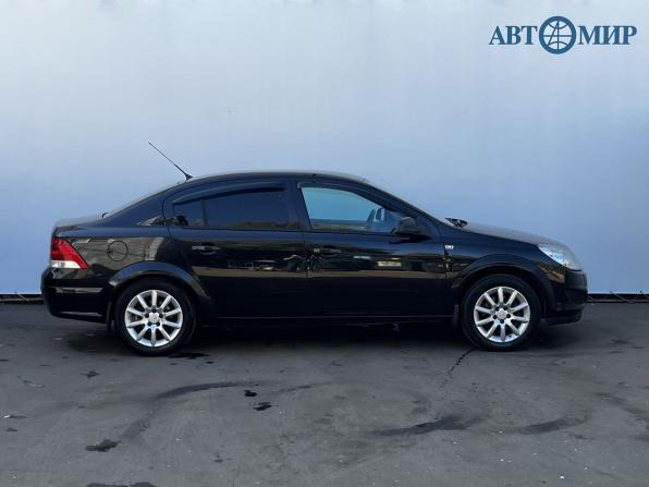 Opel Astra H Рестайлинг с пробегом 2014 года, цена 615 000 рублей, 248091 км, седан, Автокод Объявления