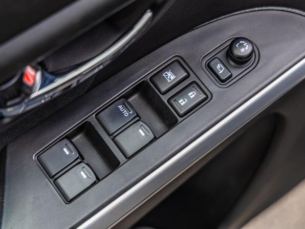 Suzuki SX4 II (S-Cross) с пробегом 2014 года, цена 1 048 000 рублей, 223726 км, хэтчбек, Автокод Объявления