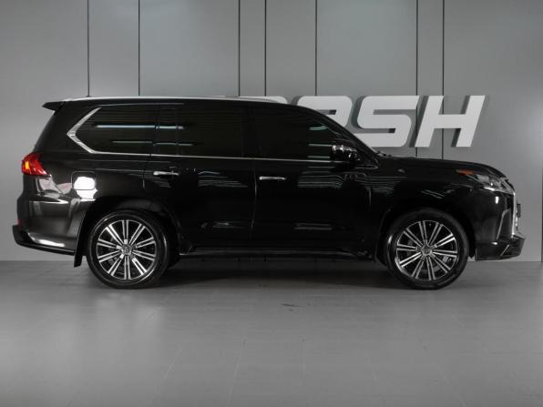 Lexus LX III Рестайлинг 2 с пробегом 2018 года, цена 9 259 000 рублей, 83070 км, внедорожник, Автокод Объявления