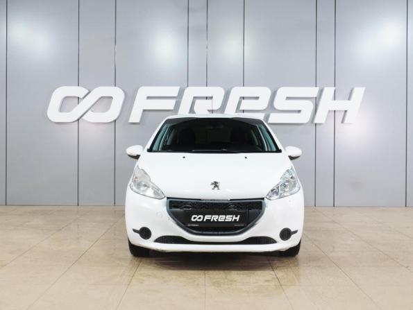 Peugeot 208 I с пробегом 2013 года, цена 569 000 рублей, 124371 км, хэтчбек, Автокод Объявления
