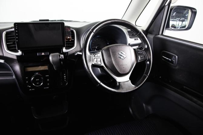 Suzuki Solio II Рестайлинг с пробегом 2015 года, цена 969 000 рублей, 131000 км, микровэн, Автокод Объявления