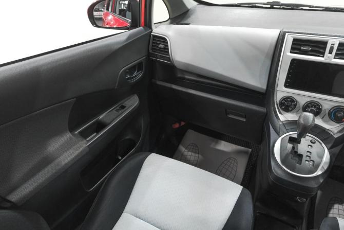 Toyota Ractis II с пробегом 2012 года, цена 849 000 рублей, 192000 км, хэтчбек, Автокод Объявления
