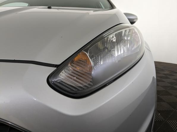 Ford Fiesta Mk6 Рестайлинг с пробегом 2016 года, цена 830 000 рублей, 103014 км, седан, Автокод Объявления