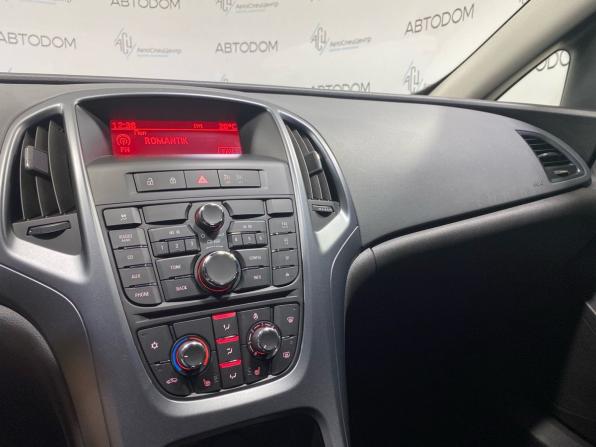 Opel Astra J Рестайлинг с пробегом 2012 года, цена 759 000 рублей, 134790 км, хэтчбек, Автокод Объявления