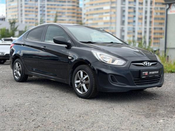 Hyundai Solaris I с пробегом 2014 года, цена 645 000 рублей, 225000 км, седан, Автокод Объявления