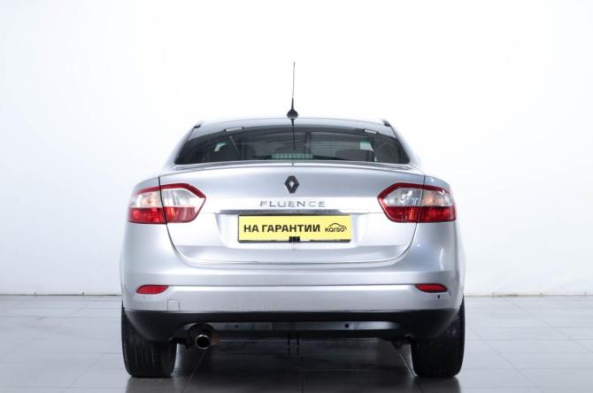 Renault Fluence I Рестайлинг с пробегом 2012 года, цена 379 000 рублей, 340000 км, седан, Автокод Объявления