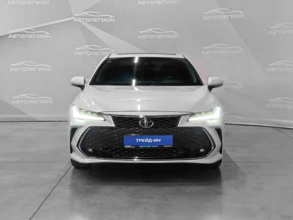 Toyota Avalon V с пробегом 2022 года, цена 3 885 000 рублей, 35658 км, седан, Автокод Объявления