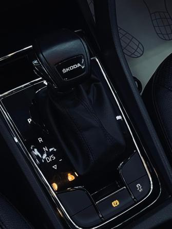 Skoda Karoq I с пробегом 2021 года, цена 2 090 000 рублей, 164720 км, внедорожник, Автокод Объявления