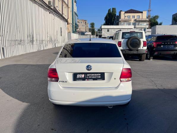 Volkswagen Polo V с пробегом 2012 года, цена 640 000 рублей, 272962 км, седан, Автокод Объявления