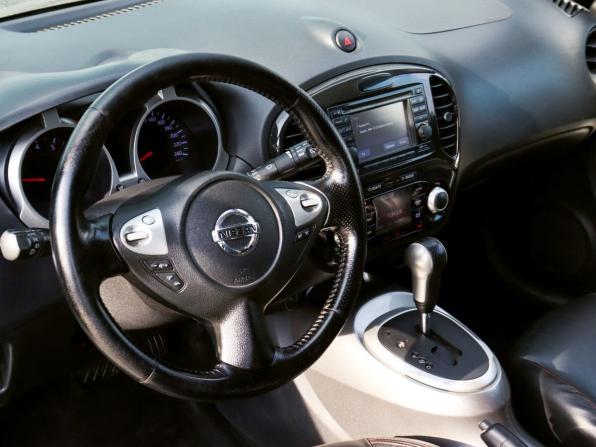 Nissan Juke I с пробегом 2011 года, цена 1 045 000 рублей, 206824 км, внедорожник, Автокод Объявления