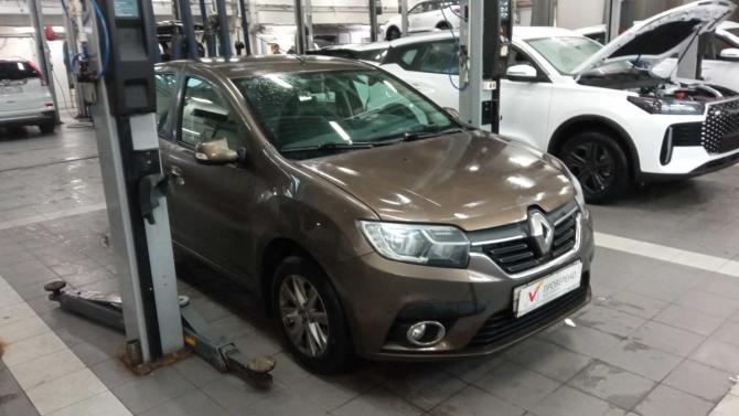 Renault Sandero II Рестайлинг с пробегом 2018 года, цена 680 000 рублей, 135214 км, хэтчбек, Автокод Объявления