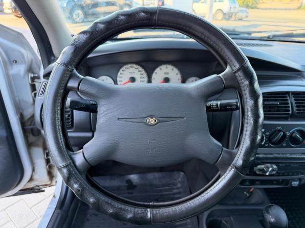 Chrysler Neon II с пробегом 2000 года, цена 225 000 рублей, 168808 км, седан, Автокод Объявления