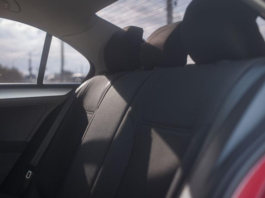 Volkswagen Jetta VI Курган  - изображение 13