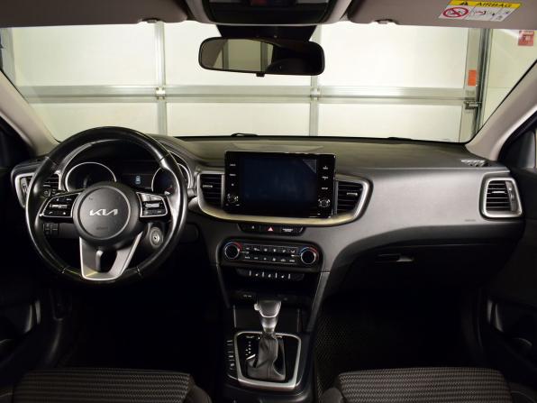 Kia Ceed III Рестайлинг с пробегом 2022 года, цена 1 999 995 рублей, 62955 км, хэтчбек, Автокод Объявления
