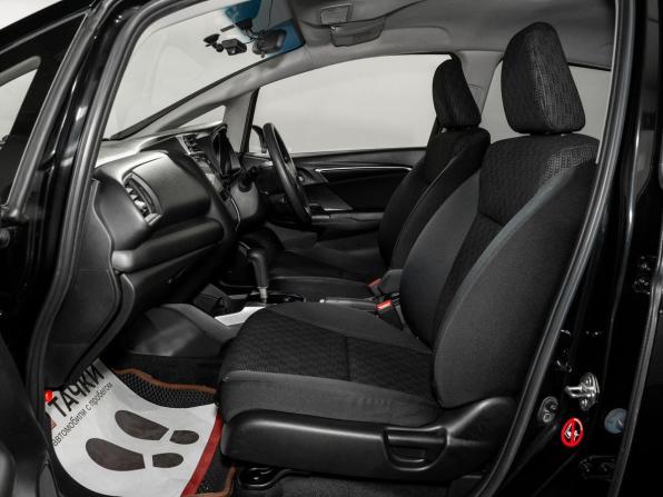 Honda Fit III с пробегом 2013 года, цена 949 500 рублей, 119081 км, хэтчбек, Автокод Объявления