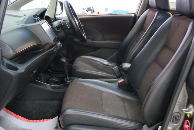 Honda Fit Shuttle I Рестайлинг с пробегом 2014 года, цена 1 079 000 рублей, 230000 км, универсал, Автокод Объявления