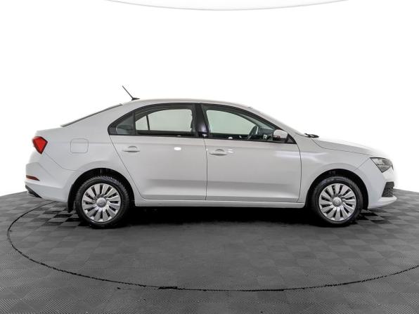 Skoda Rapid II с пробегом 2021 года, цена 1 200 000 рублей, 172310 км, лифтбек, Автокод Объявления