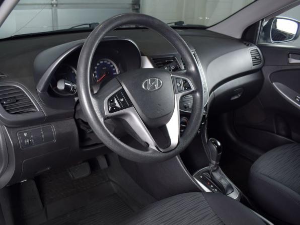 Hyundai Solaris I Рестайлинг с пробегом 2016 года, цена 1 099 995 рублей, 133878 км, хэтчбек, Автокод Объявления