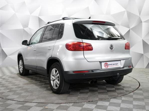 Volkswagen Tiguan I Рестайлинг с пробегом 2011 года, цена 1 424 000 рублей, 246000 км, внедорожник, Автокод Объявления