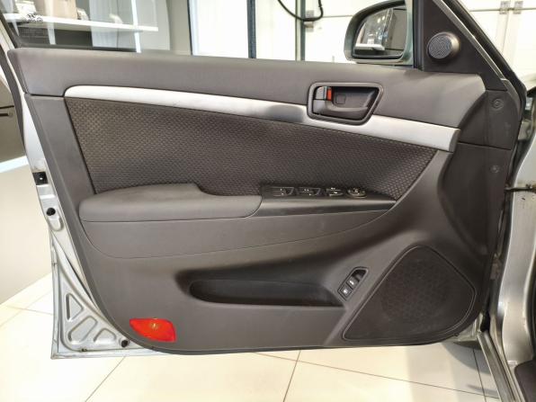 Hyundai Sonata V (NF) Рестайлинг с пробегом 2009 года, цена 582 000 рублей, 71000 км, седан, Автокод Объявления