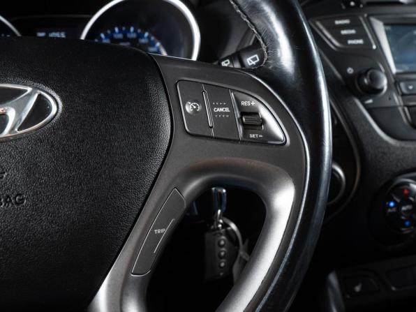 Hyundai ix35 I Рестайлинг с пробегом 2015 года, цена 1 560 000 рублей, 130499 км, внедорожник, Автокод Объявления
