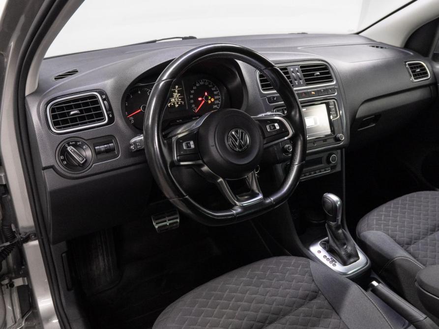 Volkswagen Polo V Рестайлинг Тюмень  - изображение 10