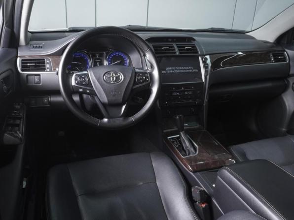 Toyota Camry VII (XV50) Рестайлинг 2 с пробегом 2017 года, цена 2 099 000 рублей, 236973 км, седан, Автокод Объявления