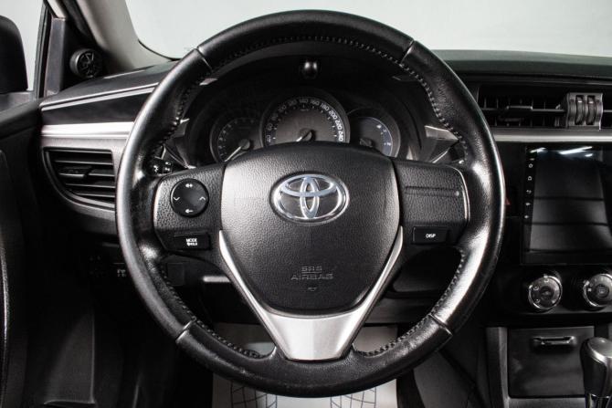 Toyota Corolla XI (E160 E170 E180) с пробегом 2015 года, цена 1 899 000 рублей, 199000 км, седан, Автокод Объявления