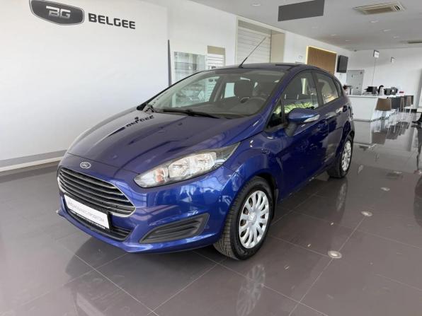 Ford Fiesta Mk6 Рестайлинг с пробегом 2015 года, цена 844 000 рублей, 105027 км, хэтчбек, Автокод Объявления