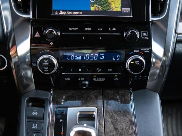 Toyota Alphard III Рестайлинг с пробегом 2019 года, цена 5 650 000 рублей, 142705 км, минивэн, Автокод Объявления