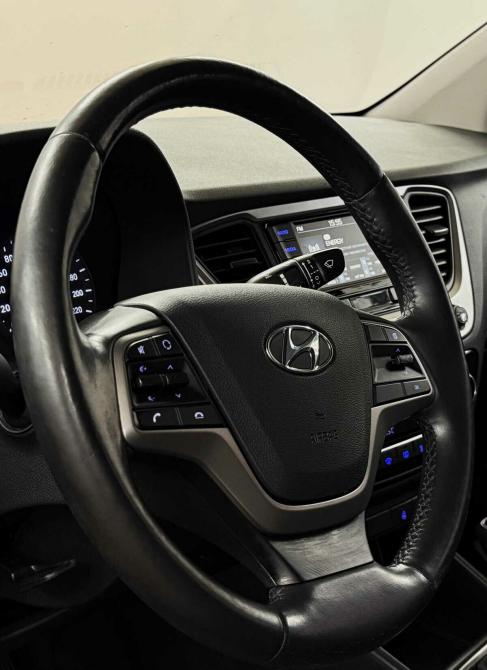 Hyundai Solaris II Москва  - изображение 10