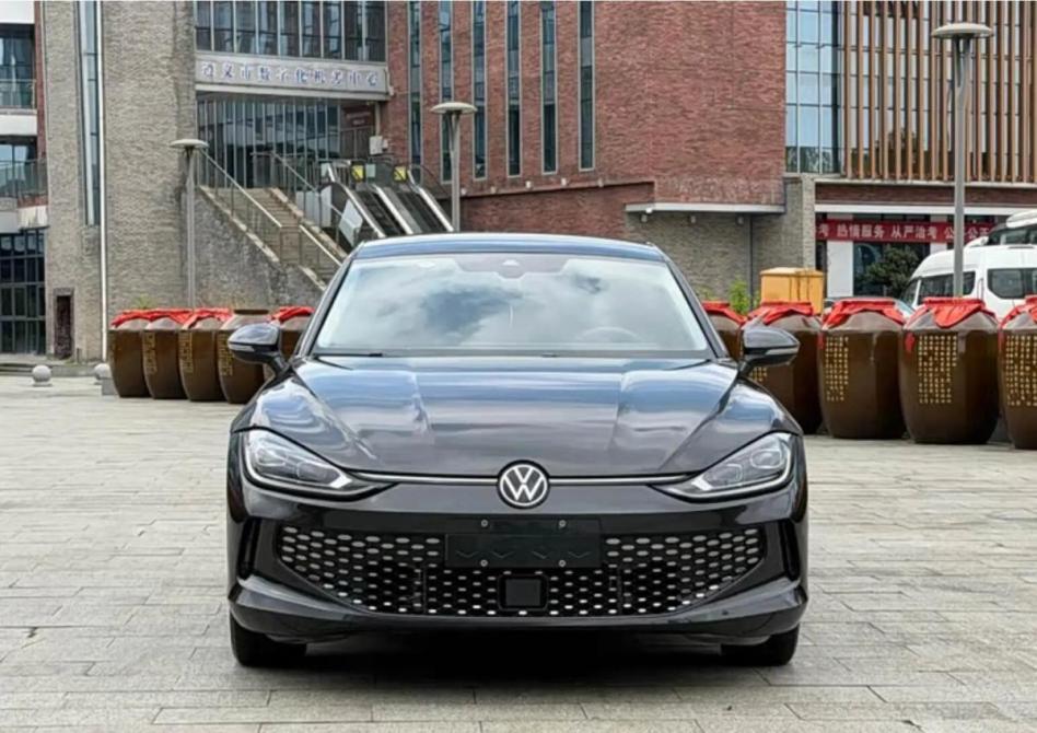 Volkswagen Lamando II Великий Новгород  - изображение 2