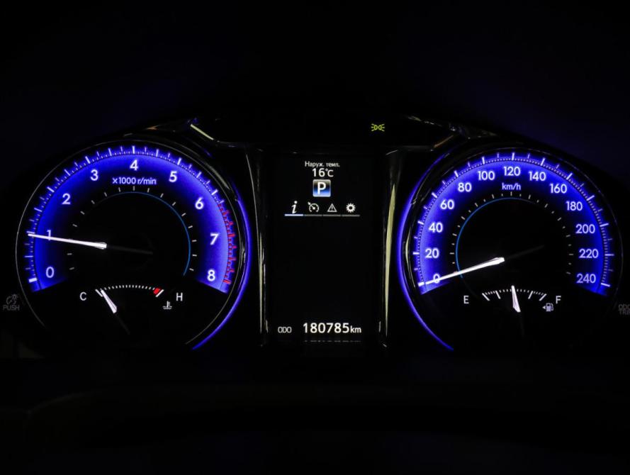 Toyota Camry VII (XV50) Рестайлинг Москва  - изображение 16