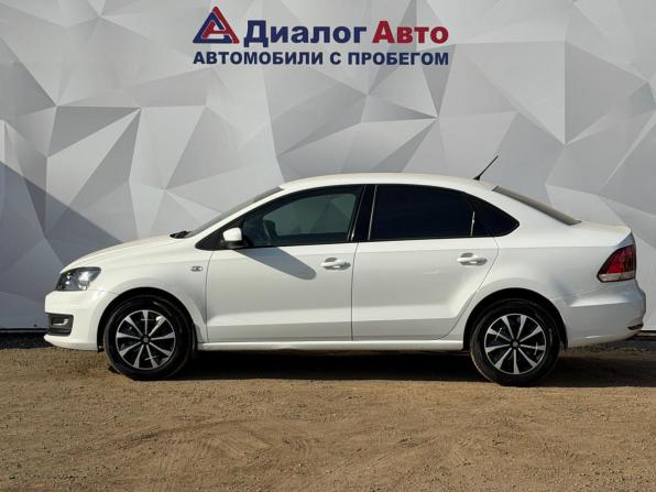 Volkswagen Polo V Рестайлинг с пробегом 2016 года, цена 760 000 рублей, 215473 км, седан, Автокод Объявления