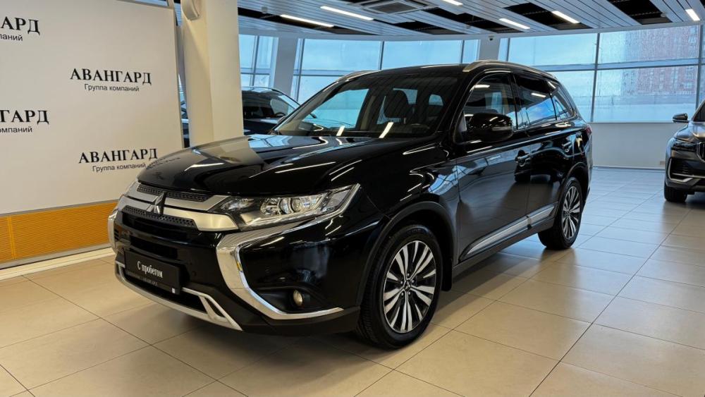 Mitsubishi Outlander III Рестайлинг 3 Санкт-Петербург  - изображение 1