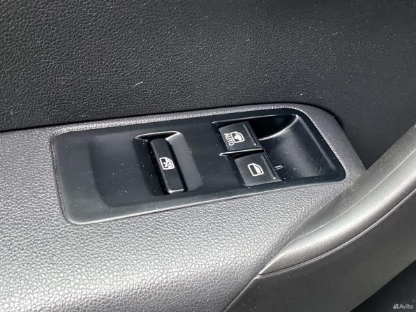 Volkswagen Polo V с пробегом 2012 года, цена 899 000 рублей, 179431 км, седан, Автокод Объявления