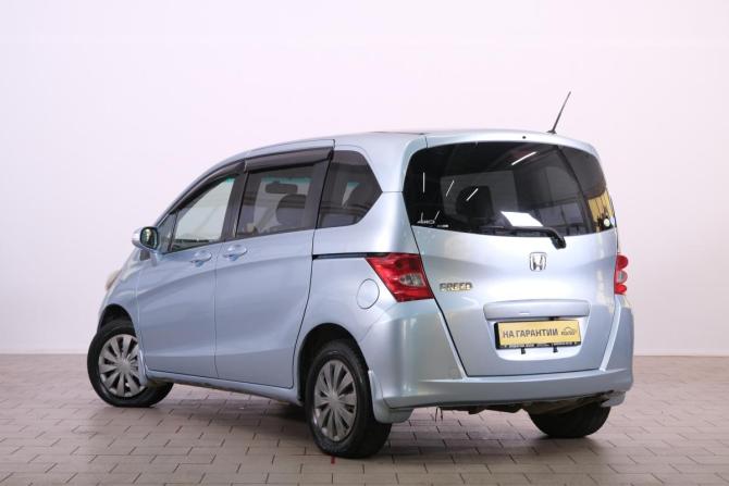 Honda Freed I с пробегом 2010 года, цена 1 199 000 рублей, 203000 км, компактвэн, Автокод Объявления