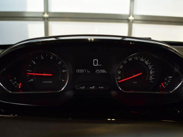 Peugeot 208 I с пробегом 2013 года, цена 585 995 рублей, 133969 км, хэтчбек, Автокод Объявления