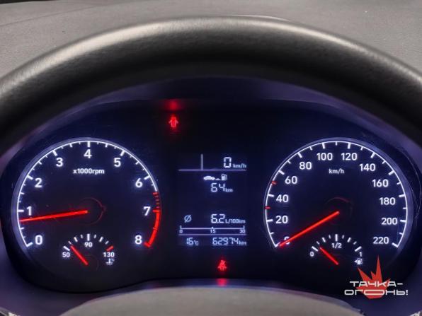 Hyundai Solaris II с пробегом 2017 года, цена 948 000 рублей, 62000 км, седан, Автокод Объявления