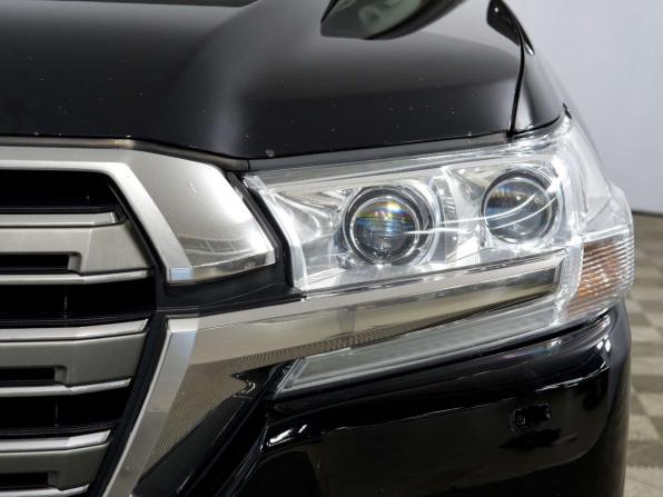 Toyota Land Cruiser 200 Series Рестайлинг 2 с пробегом 2015 года, цена 4 325 000 рублей, 282459 км, внедорожник, Автокод Объявления