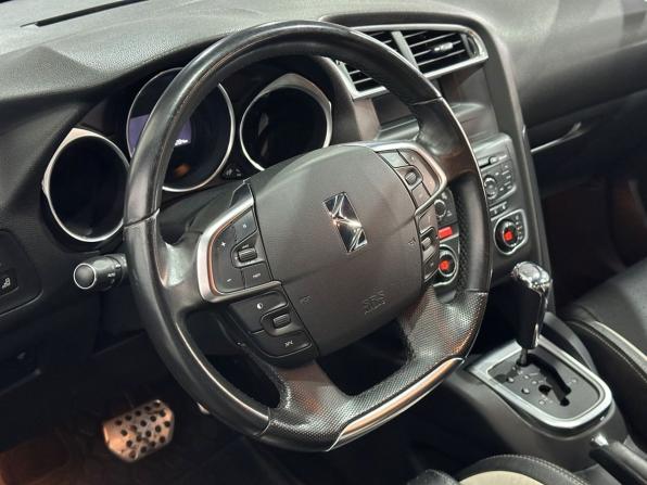 Citroen DS4 с пробегом 2012 года, цена 855 000 рублей, 108453 км, хэтчбек, Автокод Объявления