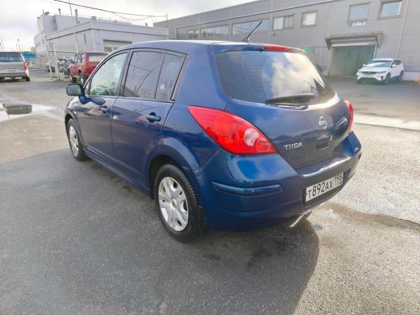 Nissan Tiida I Рестайлинг с пробегом 2010 года, цена 549 000 рублей, 300000 км, хэтчбек, Автокод Объявления