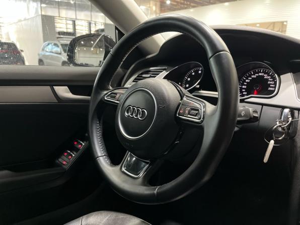 Audi A5 I (8T) Рестайлинг с пробегом 2013 года, цена 1 795 000 рублей, 221902 км, лифтбек, Автокод Объявления