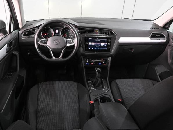 Volkswagen Tiguan II Рестайлинг с пробегом 2021 года, цена 2 649 000 рублей, 109878 км, внедорожник, Автокод Объявления