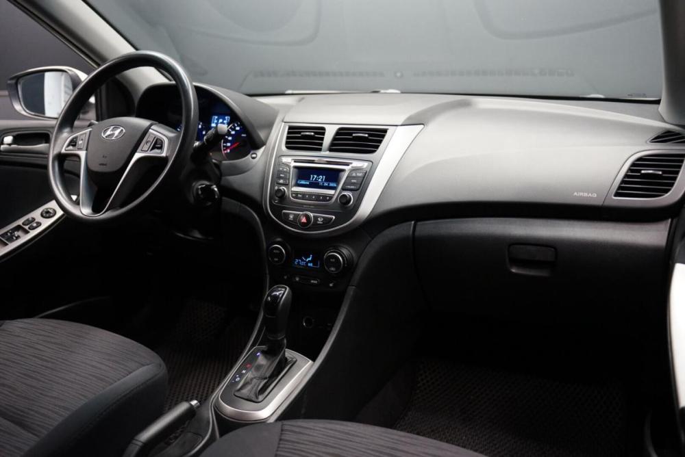 Hyundai Solaris I Рестайлинг Крым  - изображение 21