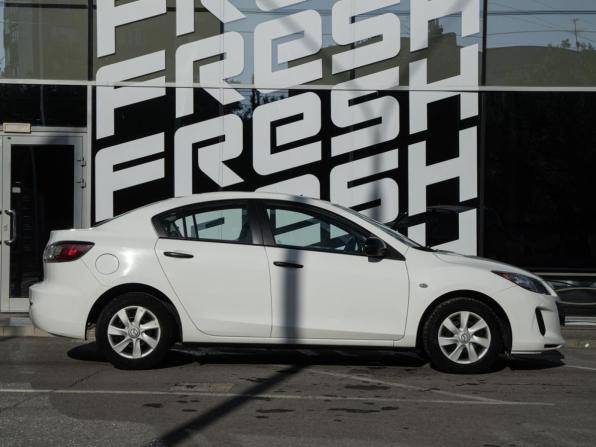 Mazda 3 II (BL) Рестайлинг с пробегом 2013 года, цена 1 120 000 рублей, 71240 км, седан, Автокод Объявления