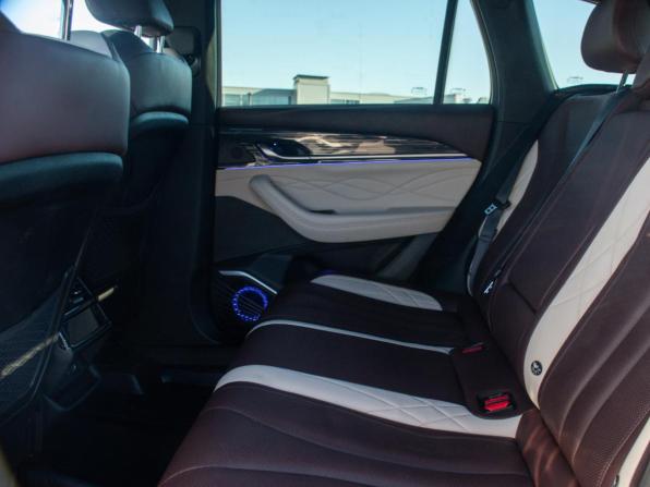 Geely Monjaro I с пробегом 2022 года, цена 2 897 000 рублей, 73620 км, внедорожник, Автокод Объявления