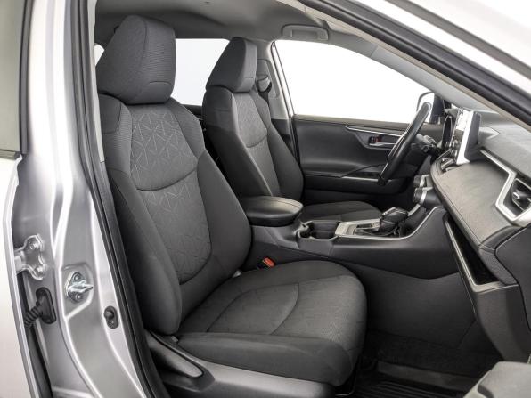Toyota RAV4 V (XA50) с пробегом 2022 года, цена 3 335 000 рублей, 89160 км, внедорожник, Автокод Объявления