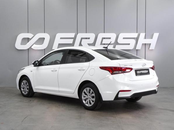 Hyundai Solaris II с пробегом 2018 года, цена 1 449 000 рублей, 85368 км, седан, Автокод Объявления