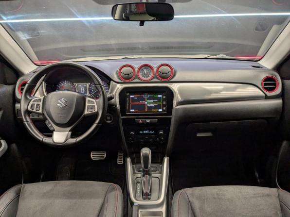 Suzuki Vitara II Рестайлинг с пробегом 2018 года, цена 1 690 000 рублей, 134411 км, внедорожник, Автокод Объявления